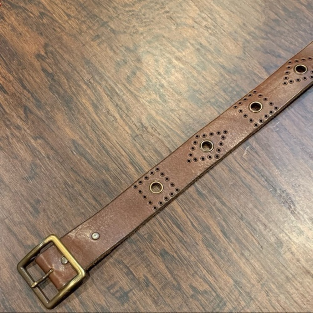 Brown Leather Belt with Brass Hardware Size Medium - Picture 2 of 14